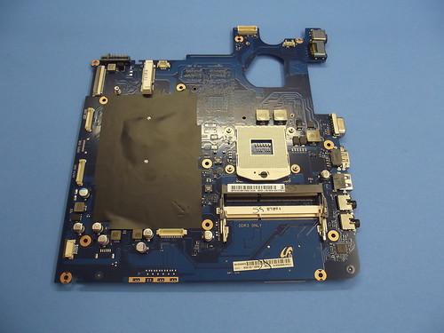 SAMSUNG 300E NP300E5A OEM INTEL LAPTOP MOTHERBOARD