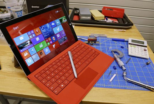 Dell đồng ý bán Surface cho Microsoft